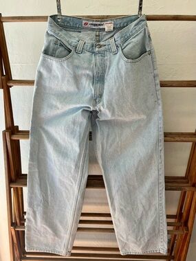 anchor blue Men’s Light Wash beyond baggy Jeans